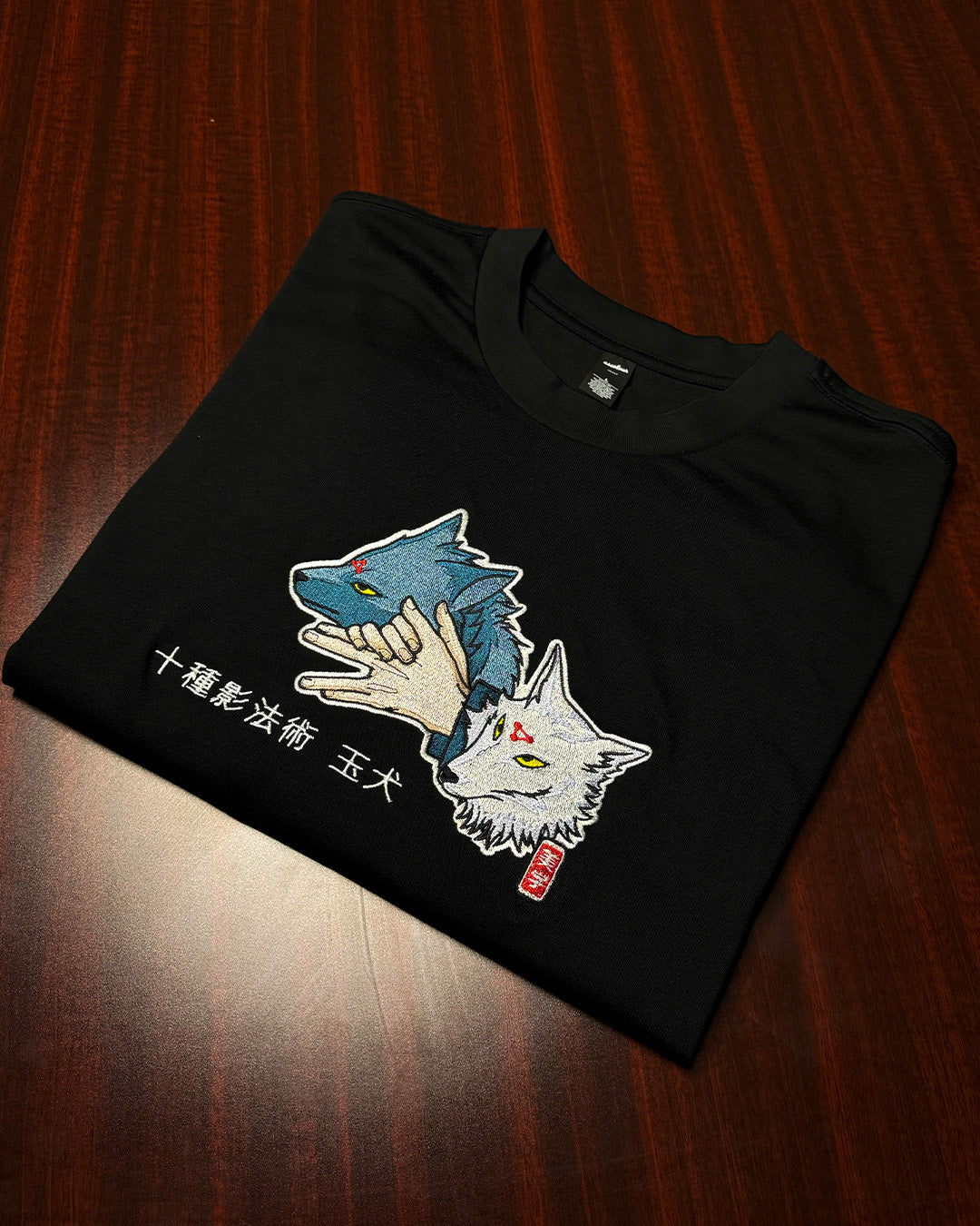[PREMIUM] Twin Wolves - Embroidery T-Shirt